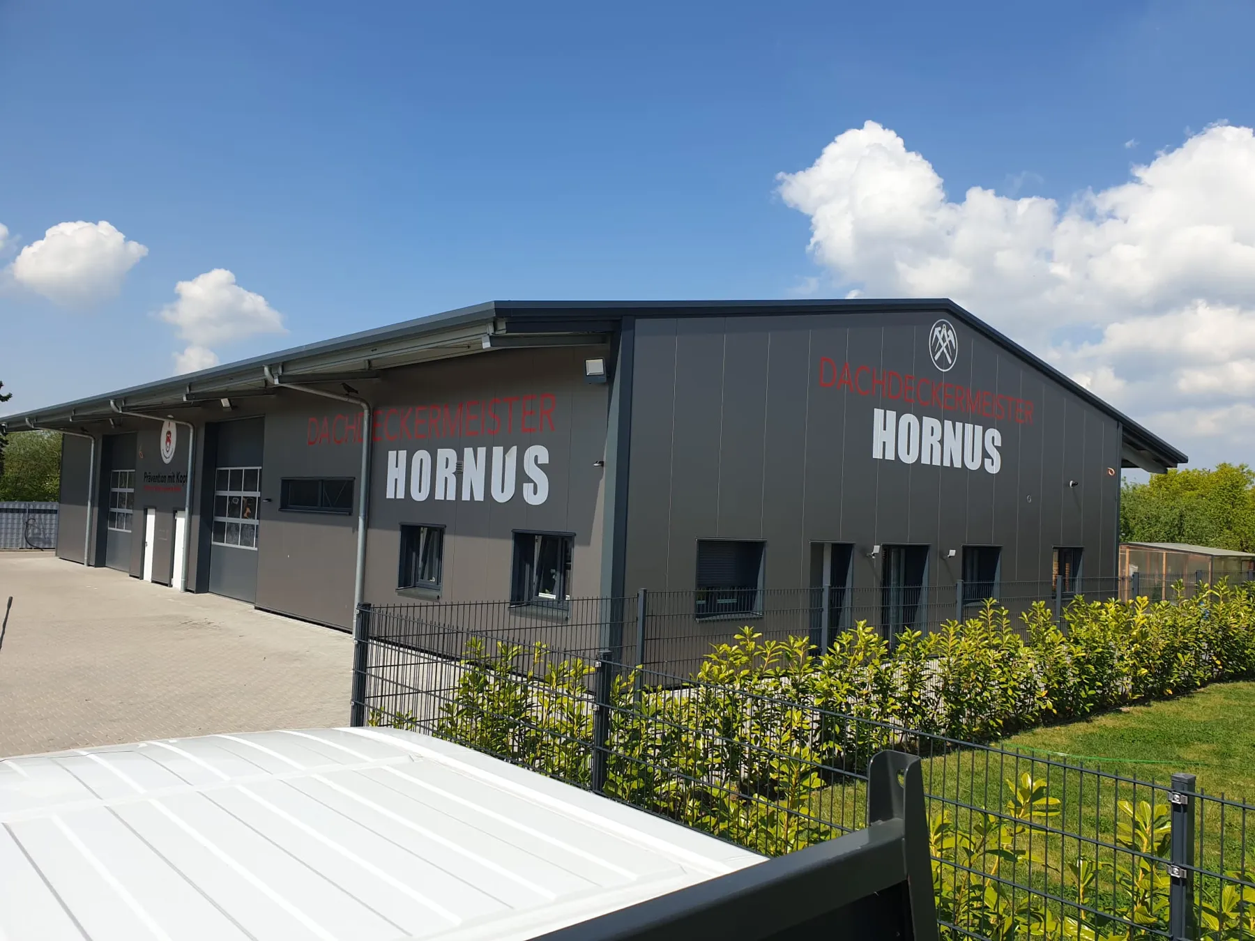 Dachdeckermeister Hornus Firmenwagen